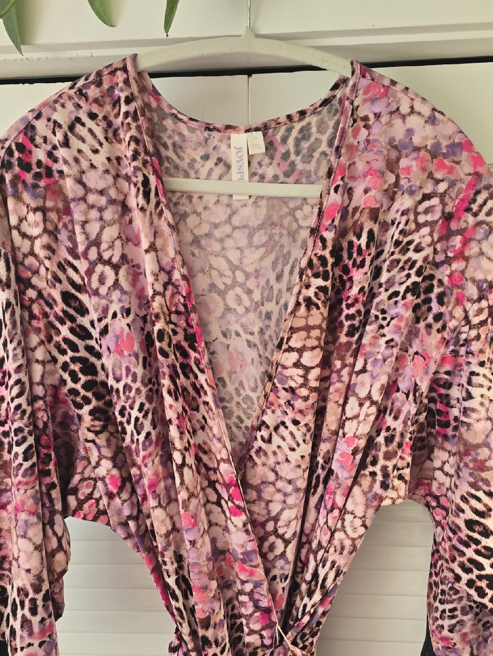 Joyspun Women's Pink Animal Print Satin Robe - Picture 2 of 5